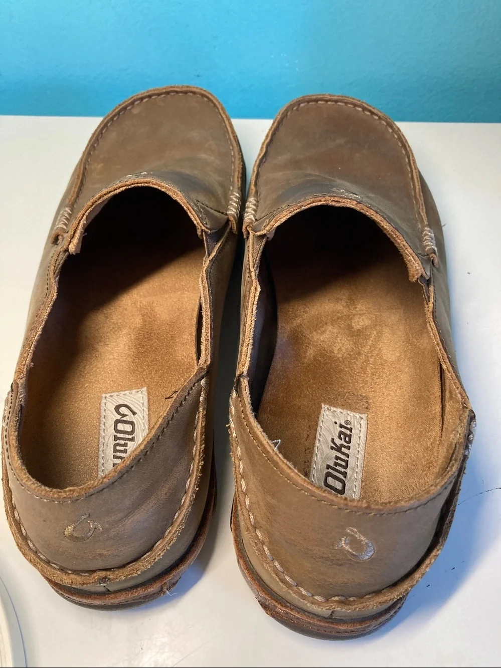 OluKai mens leather